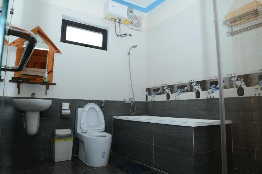 Bungalow - Nhìn Ra Mặt Nước 