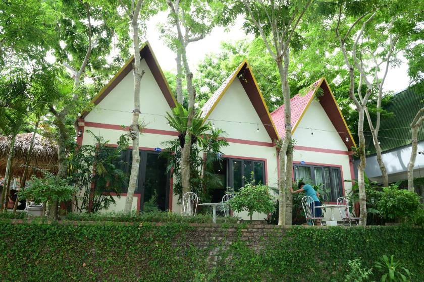 Bungalow - Nhìn Ra Mặt Nước 