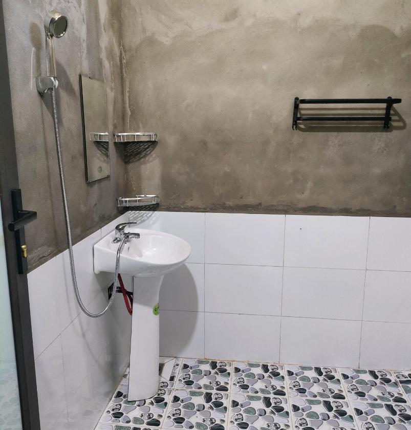 Phòng Giường Đôi Nhìn Ra Vườn