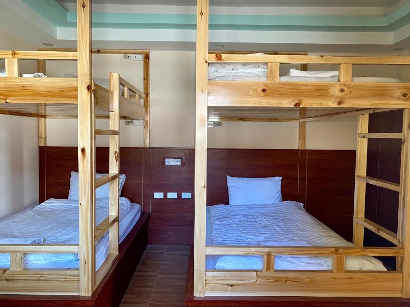 Giường trong Phòng ngủ tập thể 4 người Giường trong Phòng ngủ tập thể 4 người