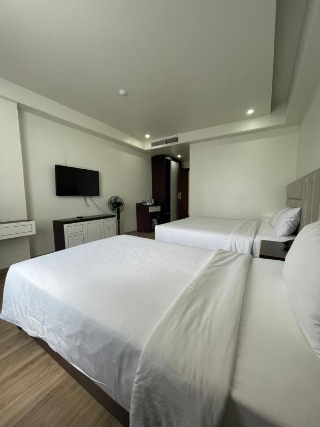 Phòng Deluxe cho 3 Người Phòng Deluxe cho 3 Người