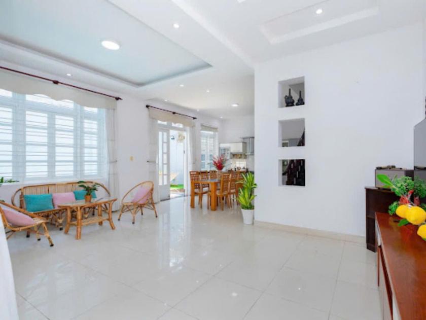 Biệt Thự Có Hồ Bơi Riêng