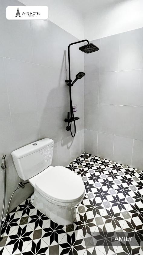 Phòng Gia Đình Có Tầm Nhìn Ra Thành Phố Và Bồn Tắm Phòng Gia Đình Có Tầm Nhìn Ra Thành Phố Và Bồn Tắm