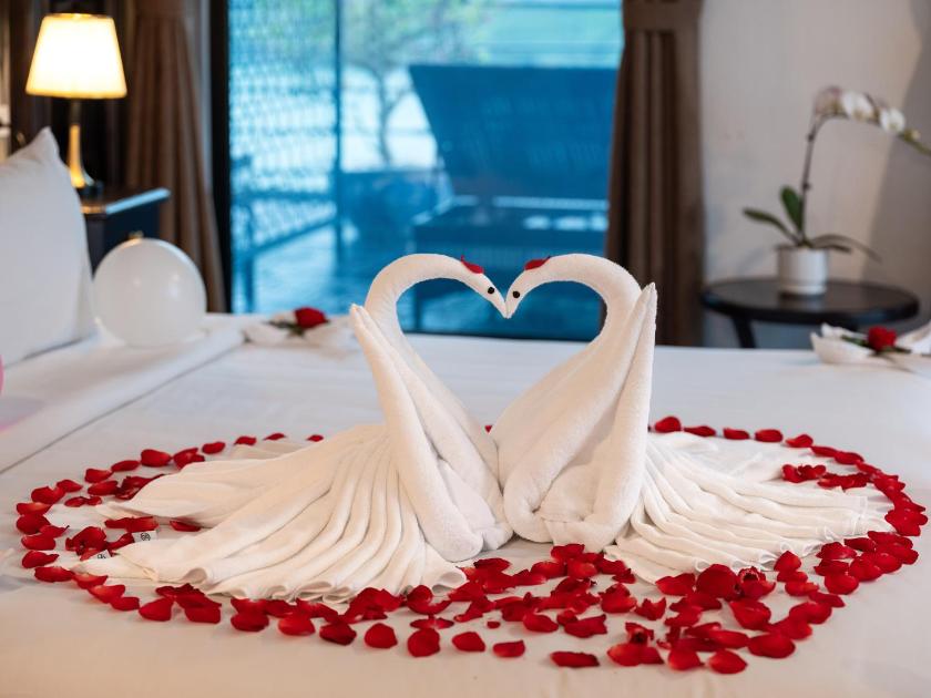 Honeymoon Suite with Private Sun Terrace - 2 Days 1 Night