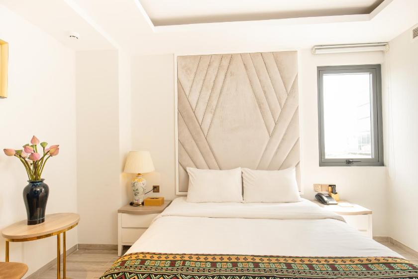 Phòng Deluxe Giường Đôi Có Bồn Tắm