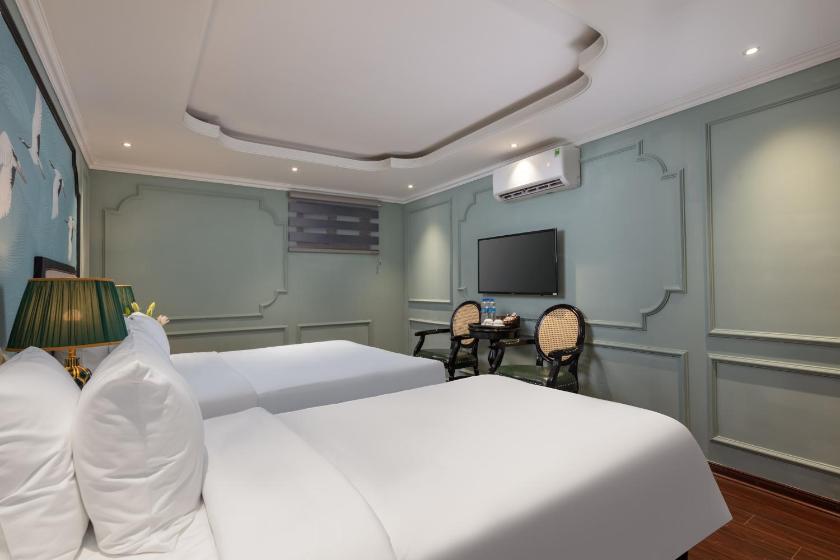 Phòng Deluxe 4 Người