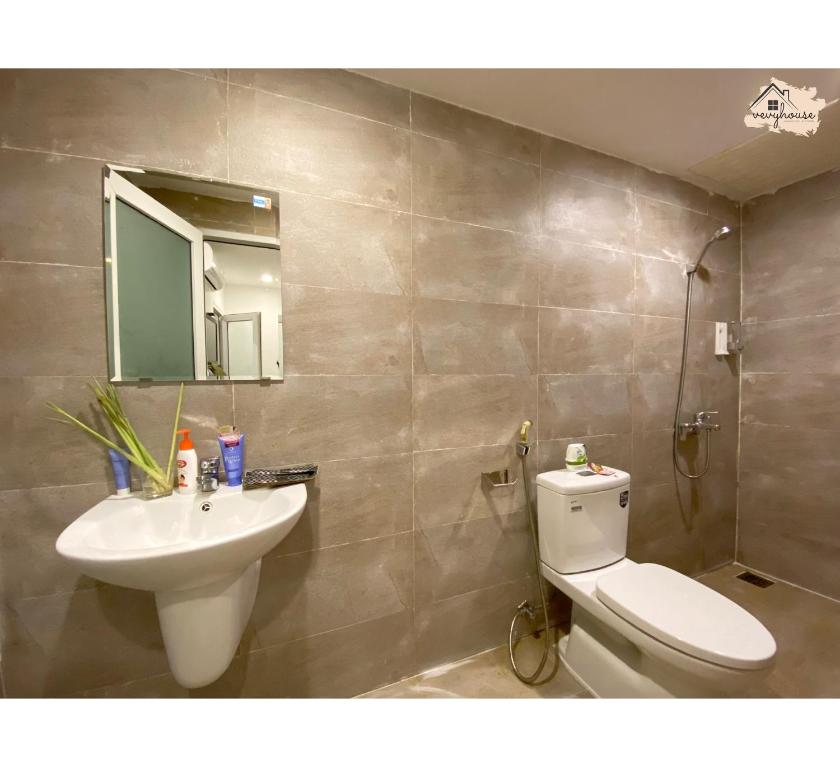 Phòng Giường Đôi Với Phòng Tắm Riêng Bên Ngoài Phòng Giường Đôi Với Phòng Tắm Riêng Bên Ngoài