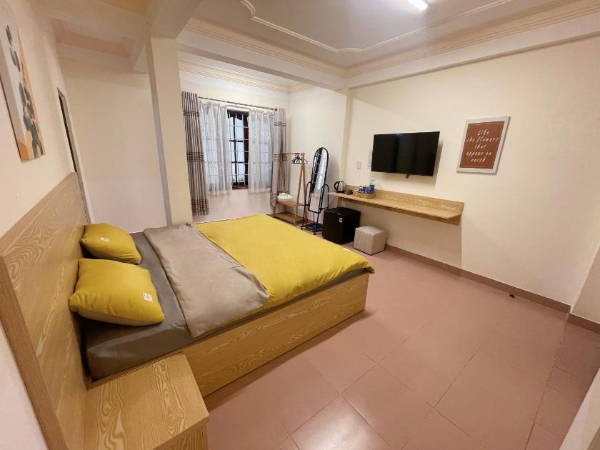 Phòng Deluxe (2 Người lớn + 1 Trẻ em)