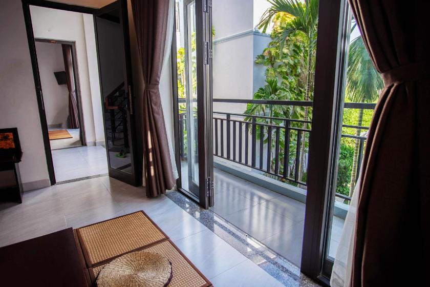 Phòng Giường Đôi Có Ban Công