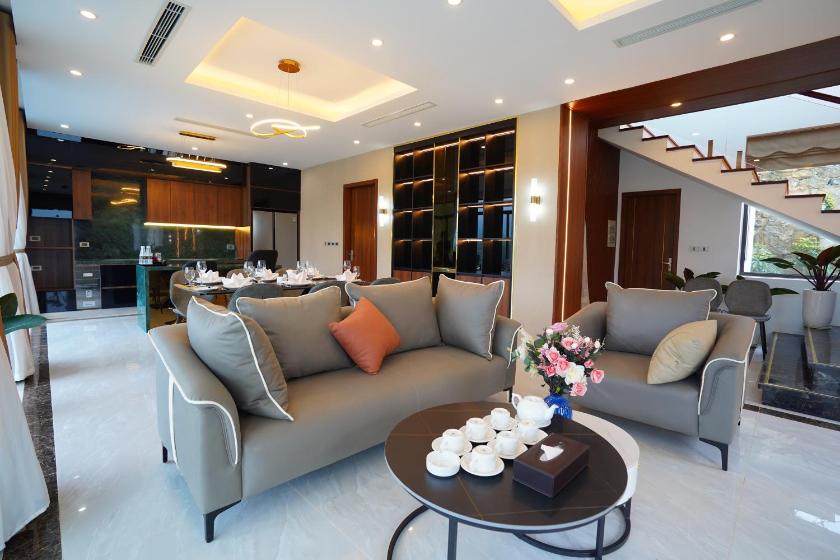 Biệt Thự Có Hồ Bơi Riêng