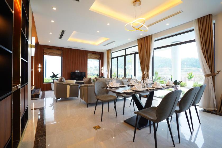 Biệt Thự Có Hồ Bơi Riêng