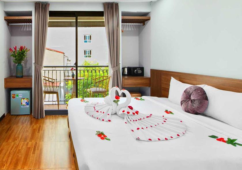 Phòng Deluxe Giường Đôi/2 Giường Đơn Có Ban Công