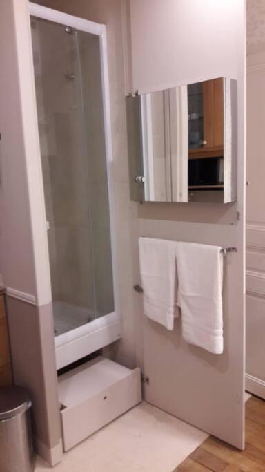 Phòng Deluxe Có Giường Cỡ King