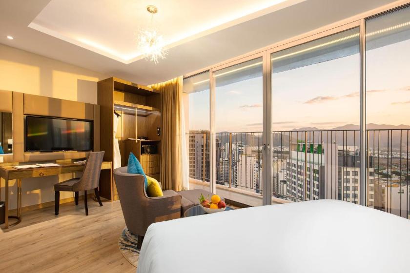 Phòng Deluxe Giường Đôi Có Bồn Tắm