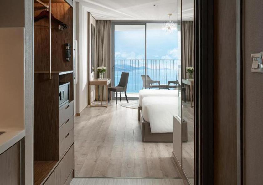 Phòng 4 Người Nhìn Ra Biển