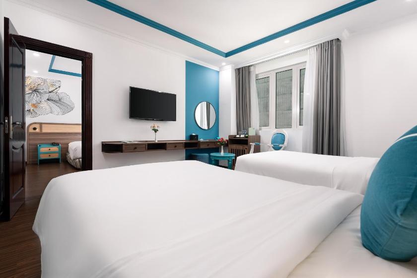 Phòng Gia Đình Nhìn Ra Biển Từ Phía Bên Cạnh