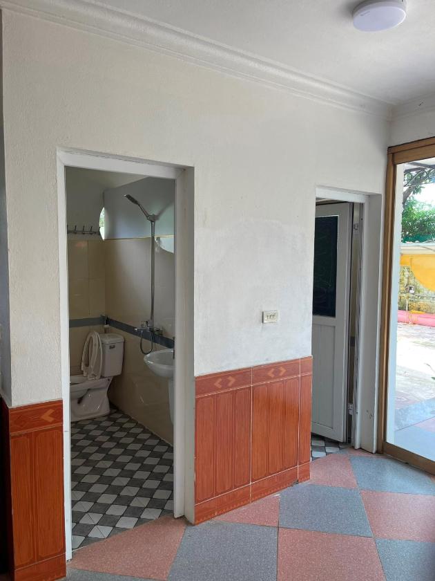 Giường Tầng Trong Phòng Ngủ Tập Thể Cho Nam Và Nữ