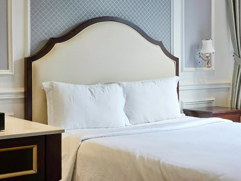 Phòng Deluxe Giường Đôi Có Bồn Tắm