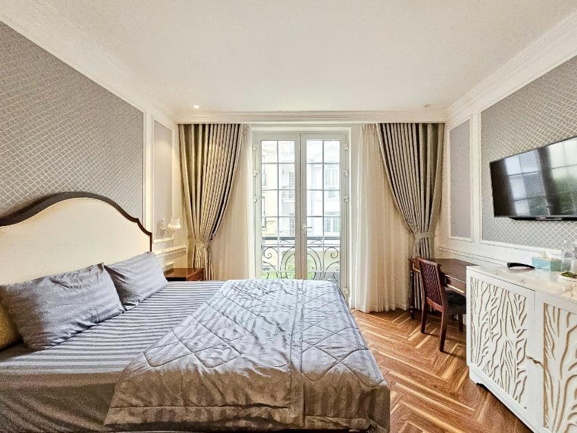 Phòng Có Giường Cỡ King Với Ban Công