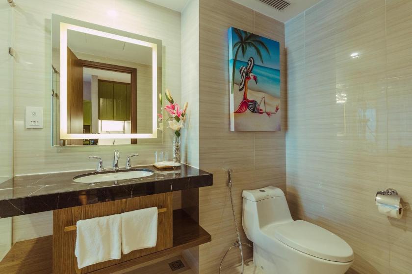 Phòng Deluxe Giường Đôi Kèm Giường Phụ