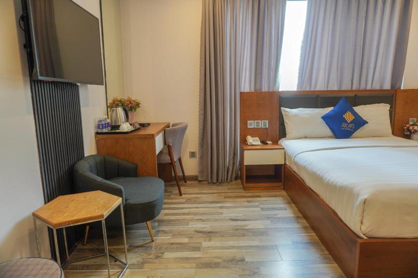 Phòng Deluxe 3 Người Nhìn ra Thành phố