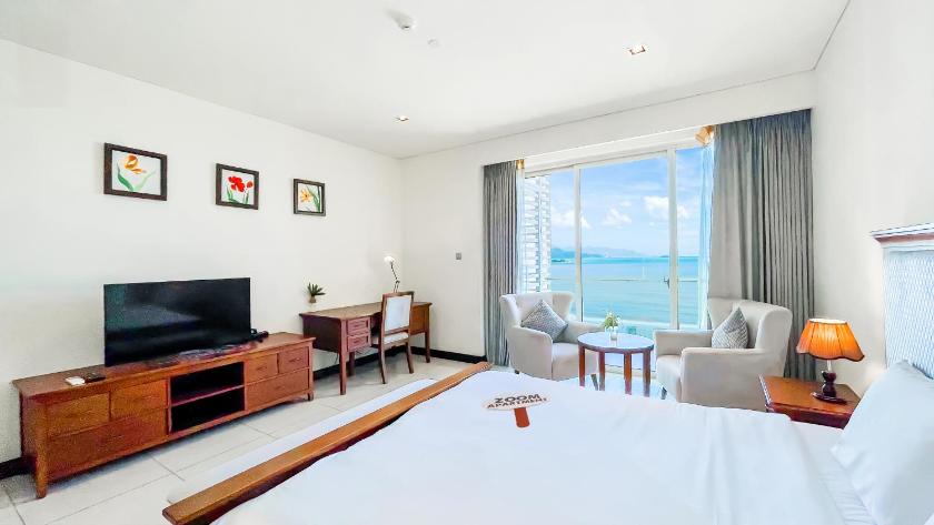 Two-Bedroom Deluxe Apartment with Ocean View