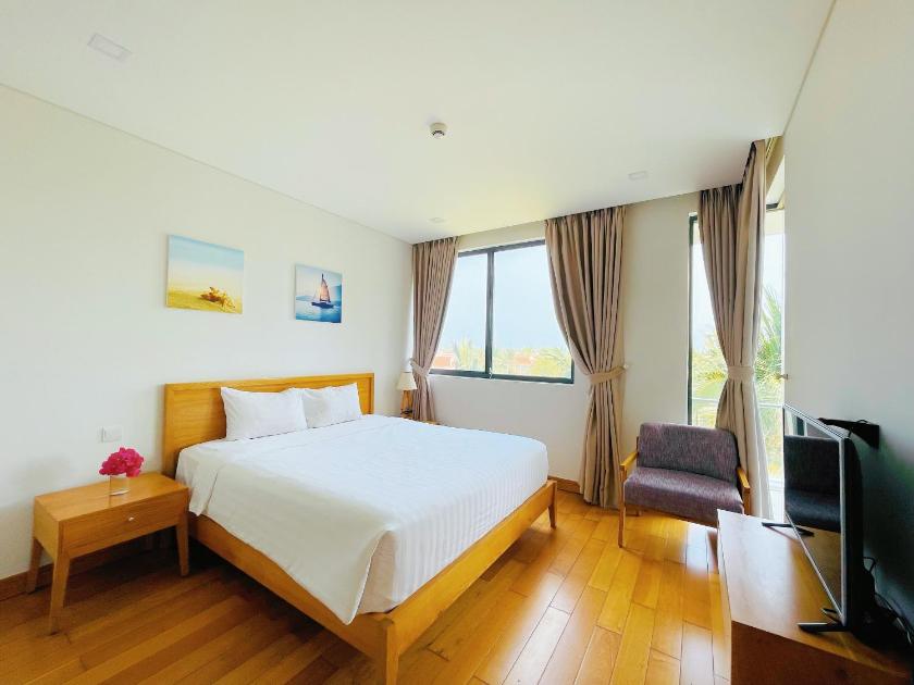 Căn Hộ 2 Phòng Ngủ Nhìn Ra Hồ Bơi