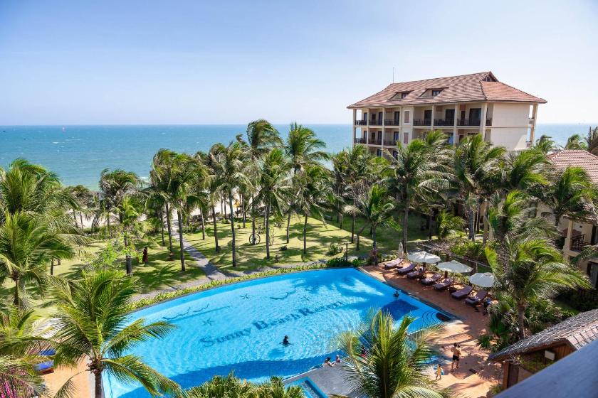 Phòng Deluxe Giường Đôi Hướng Biển