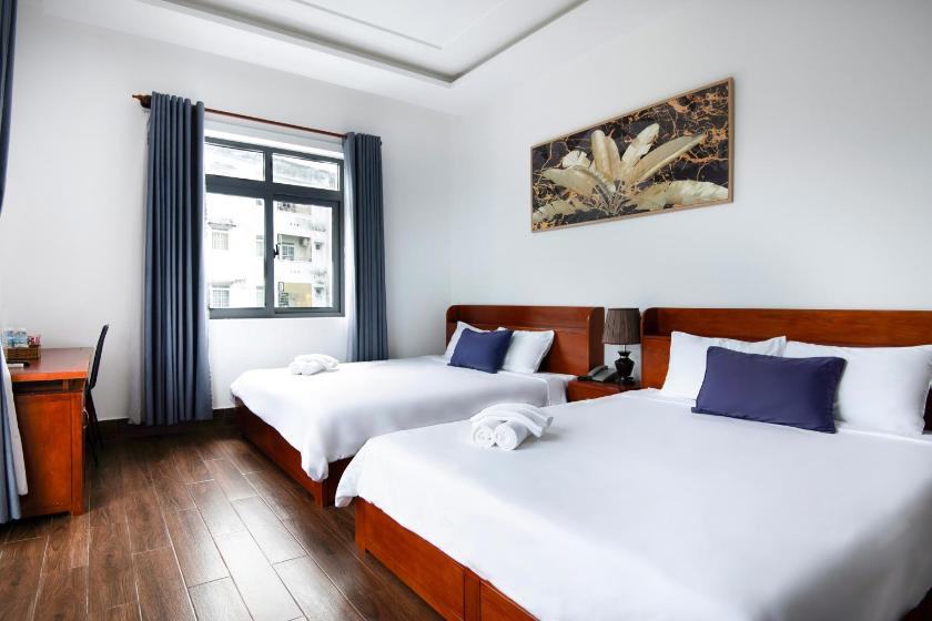 Phòng 4 Người Có Ban Công Phòng 4 Người Có Ban Công