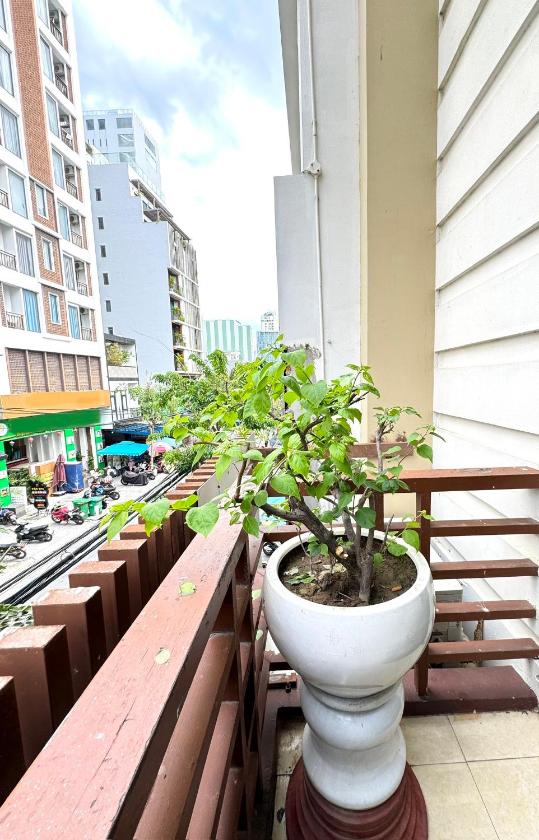 Phòng 4 Người Có Ban Công