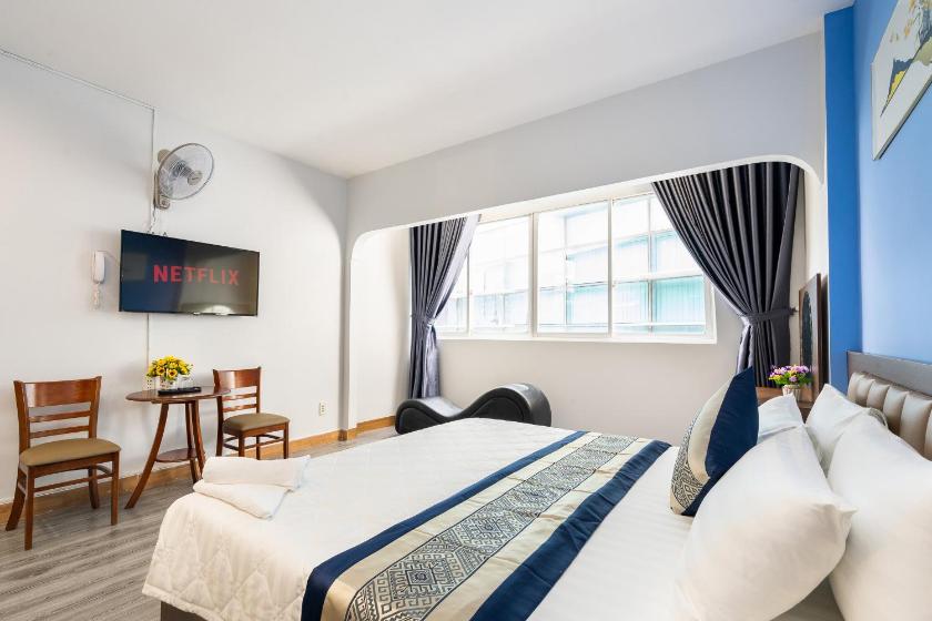 Phòng Deluxe Premier Giường Đôi