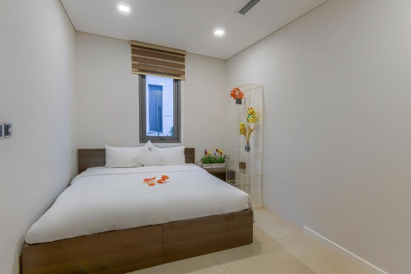 Biệt Thự - Trước Biển