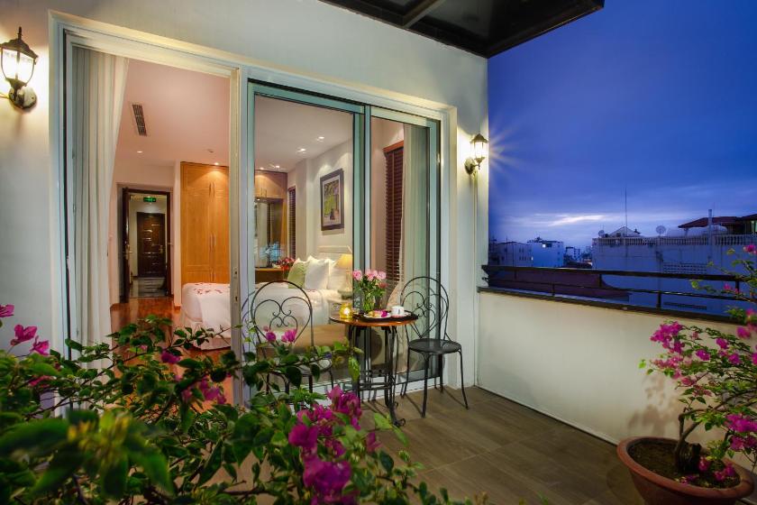 Suite Junior Có Ban Công Suite Junior Có Ban Công