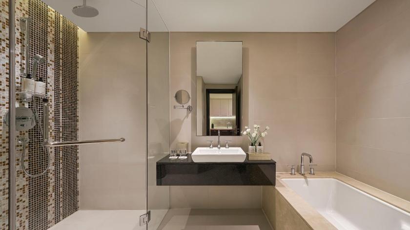 One-Bedroom Residence Suite with Bath