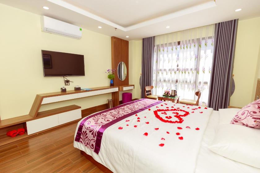 Phòng Deluxe Giường Đôi