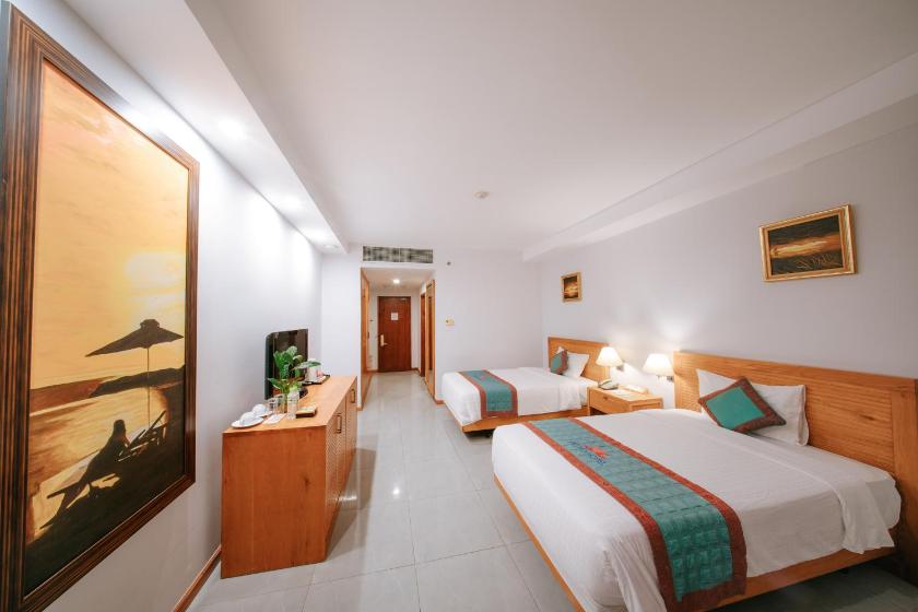 Phòng Deluxe 2 Giường Đơn Nhìn Ra Thành Phố Phòng Deluxe 2 Giường Đơn Nhìn Ra Thành Phố