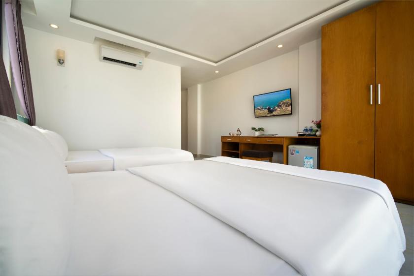 Phòng Deluxe 4 Người Phòng Deluxe 4 Người