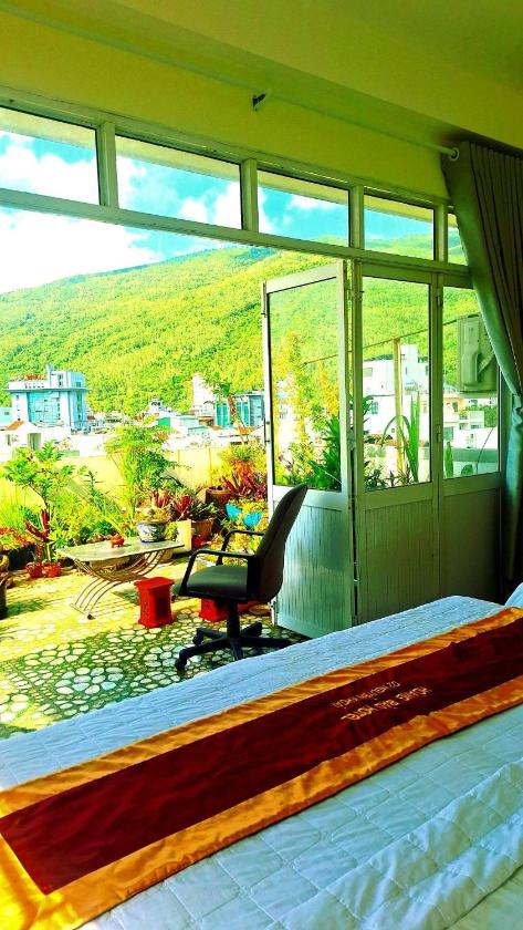 Studio Nhìn Ra Biển