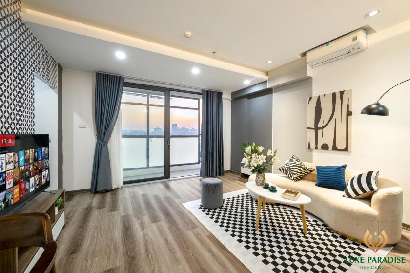 Family Two-Bedroom Apartment with View