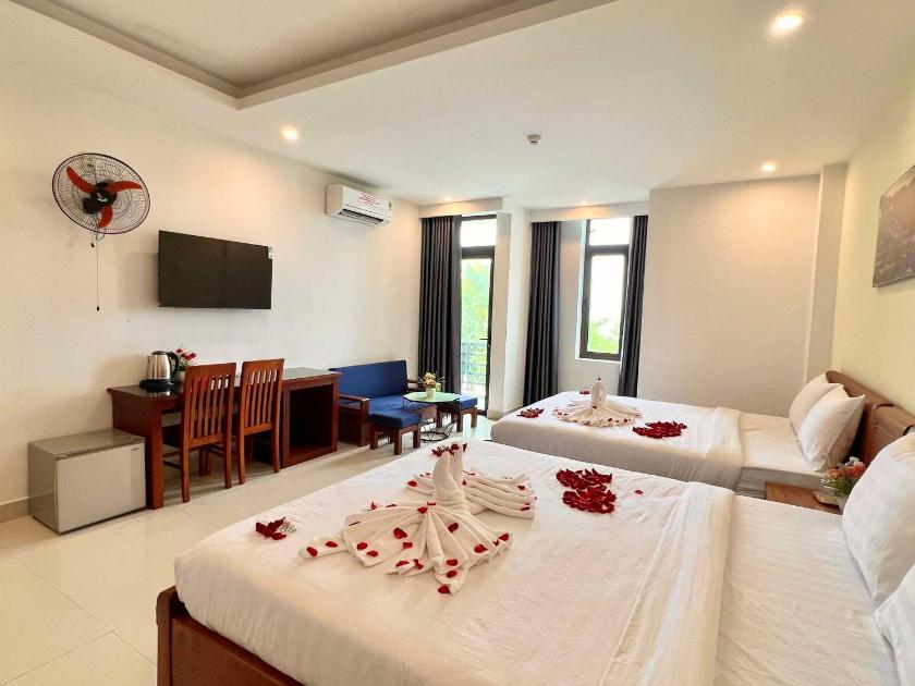 Phòng 4 Người Nhìn Ra Biển