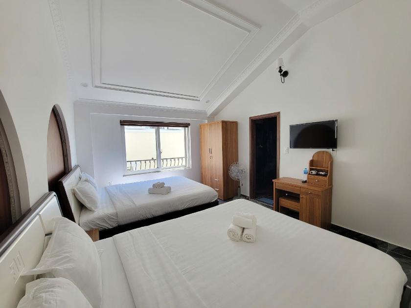 Phòng Tiêu Chuẩn 4 Người