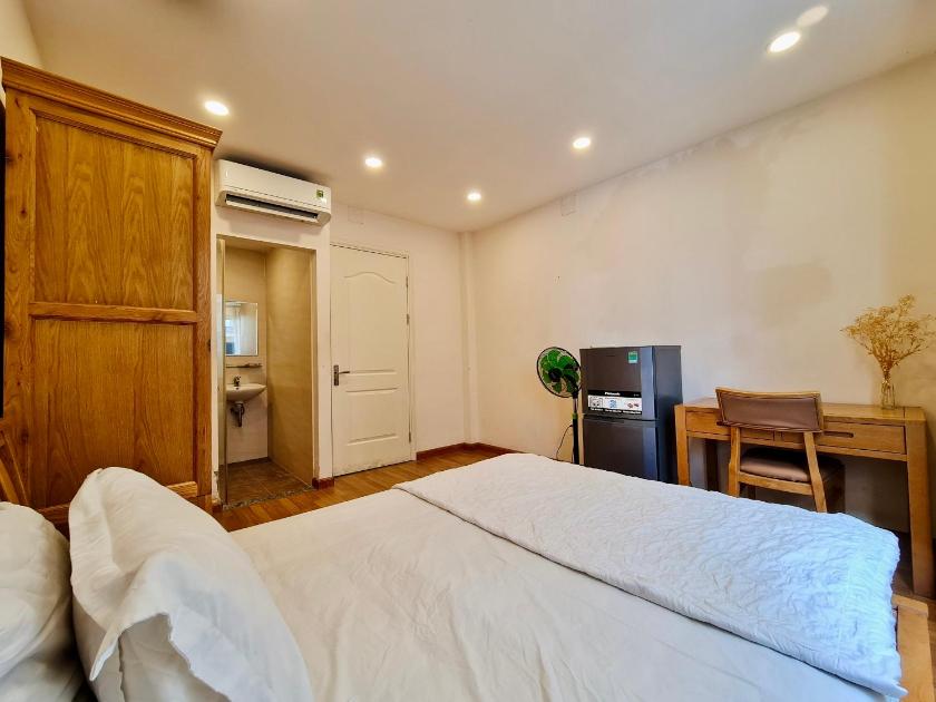 Phòng Giường Đôi Hạng Tiết Kiệm