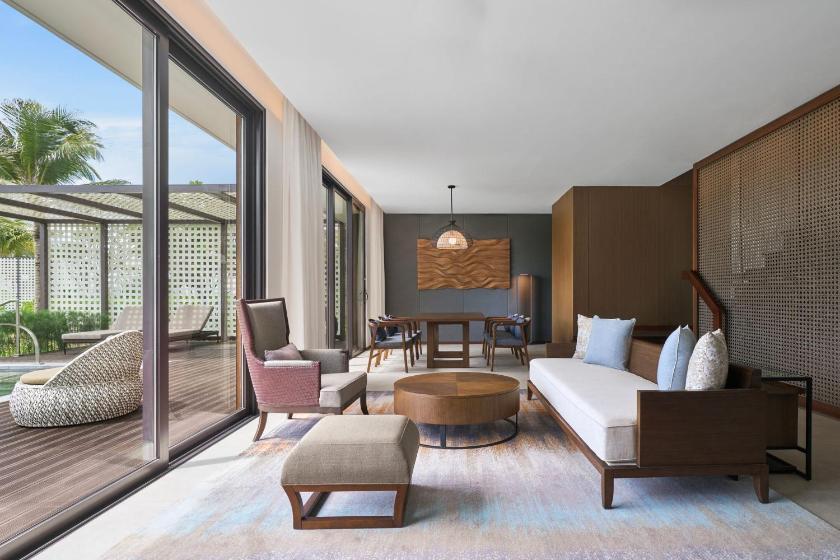 Biệt thự 2 Phòng ngủ có Hồ bơi Riêng và Tầm nhìn hướng ra Biển