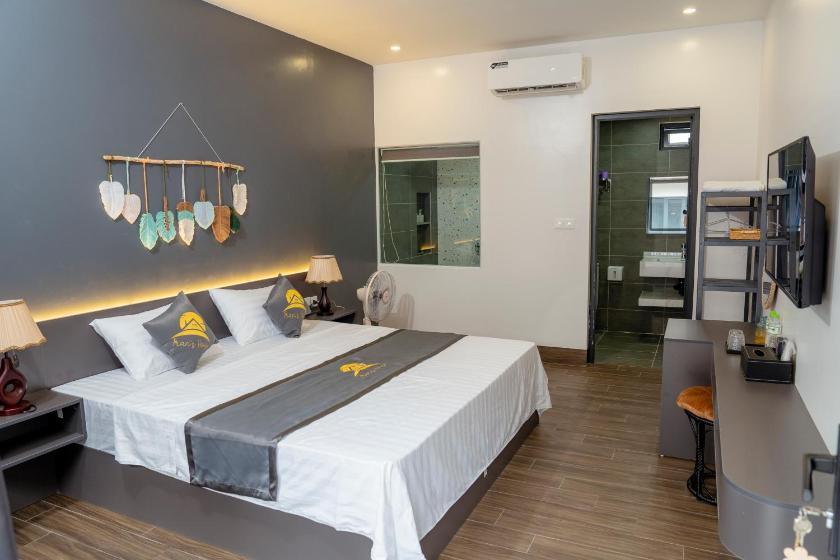 Phòng Deluxe Có Giường Cỡ King