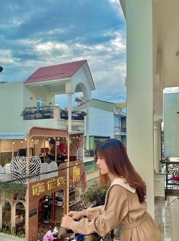 Phòng Giường Đôi Có Ban Công