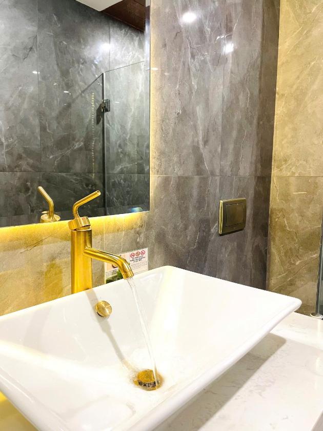 Phòng Executive Nhìn Ra Cảnh Thành Phố