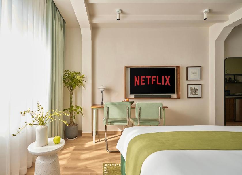 Studio Có Giường Cỡ King