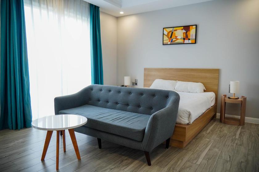 Suite Deluxe Có Giường Cỡ King