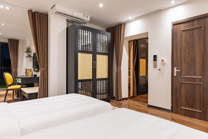 Suite Gia Đình Có Ban Công