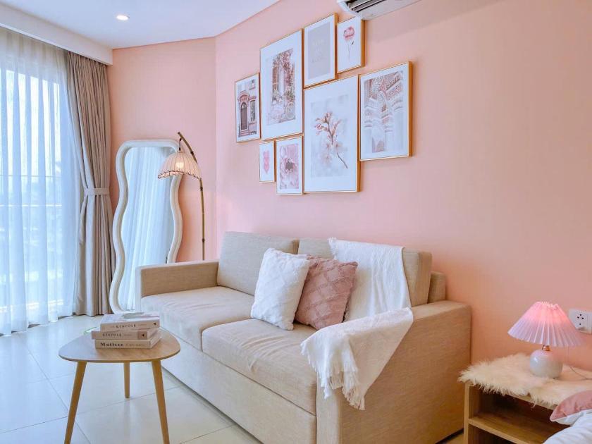 King Studio - Sofa Bed with Balcony